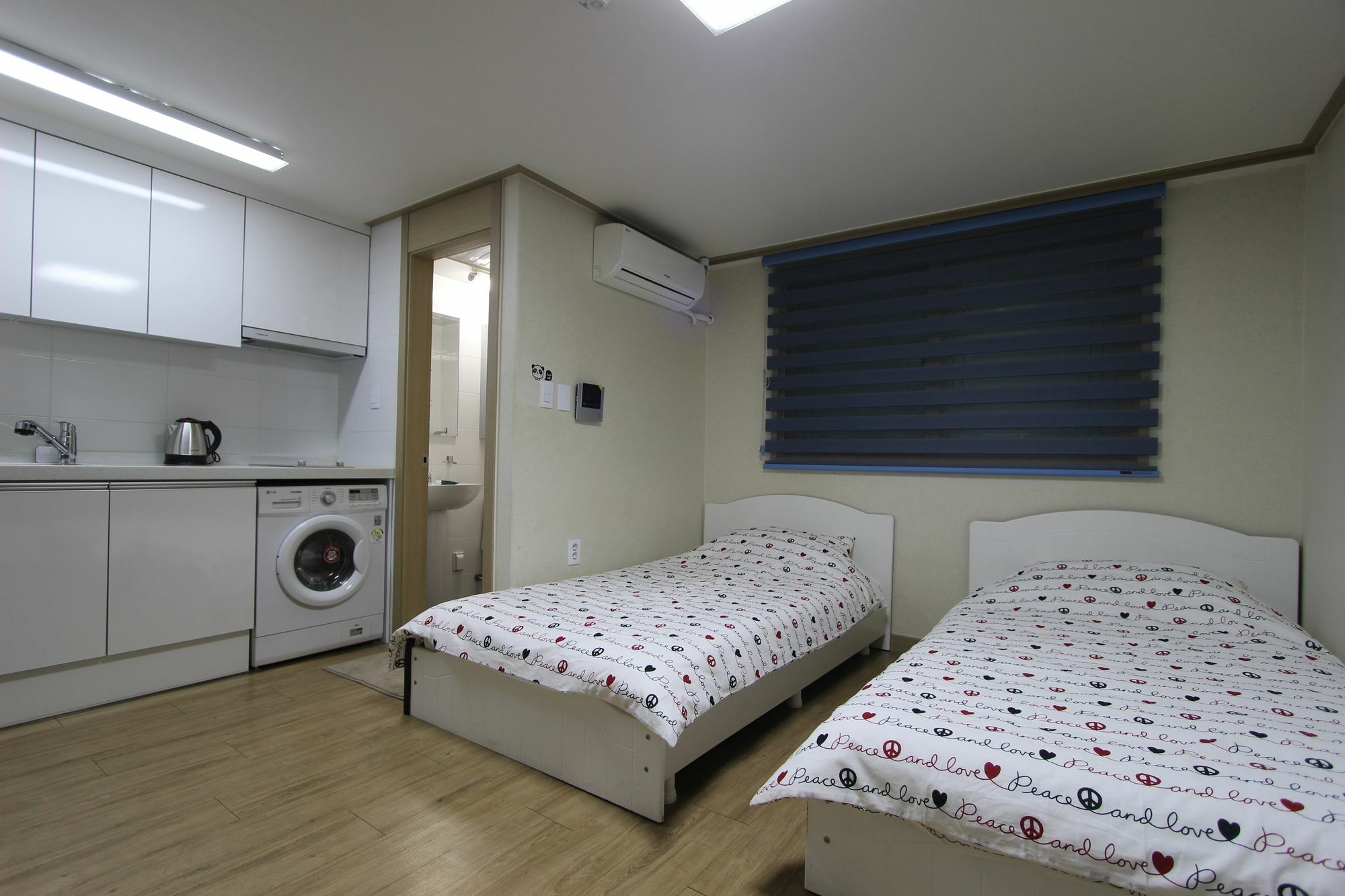 Bunk Guesthouse Hongdae2 Szöul Kültér fotó