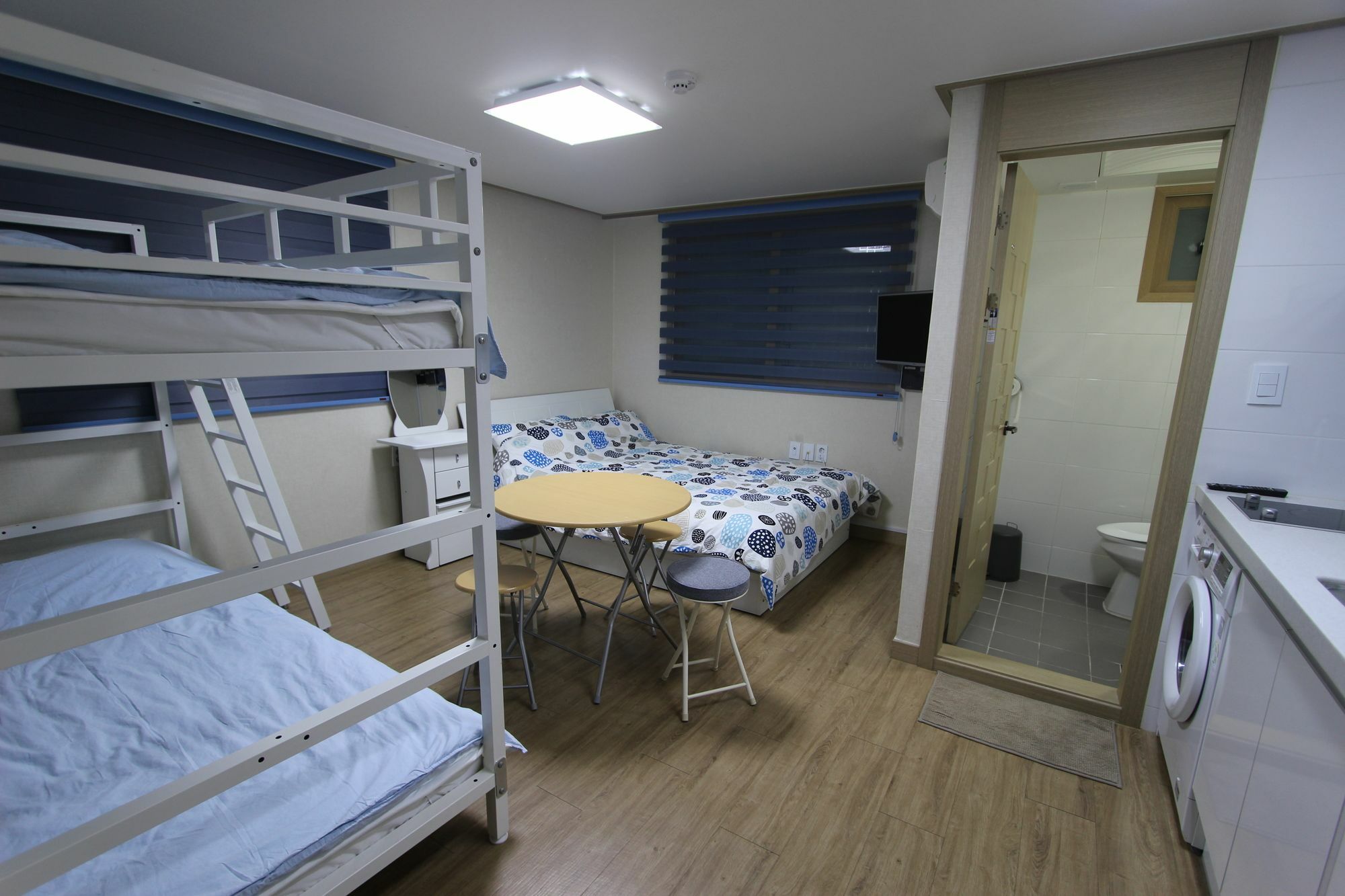 Bunk Guesthouse Hongdae2 Szöul Kültér fotó
